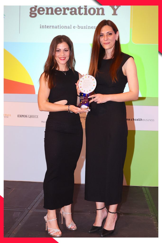 Mrs. Chryssa Faki and Mrs. Martha Giannakopoulou are receiving the Top Export Awards on behalf of Generation Y.